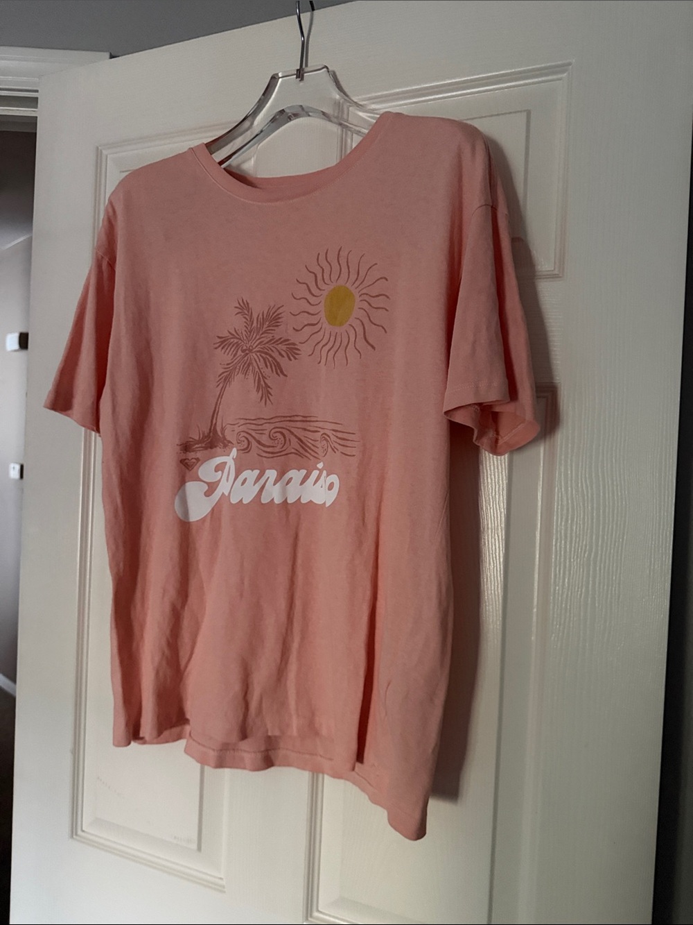 Roxy Light Pink Crewneck Tee with Subtle Graphic